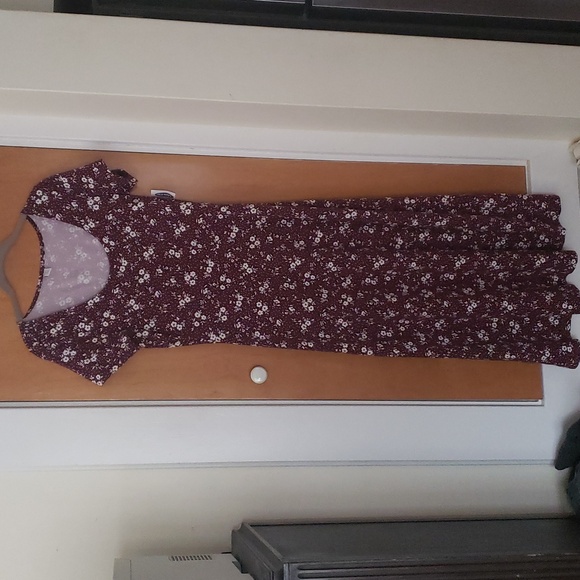 Floral Maroon Old Navy Dress (Tall) - Picture 1 of 4